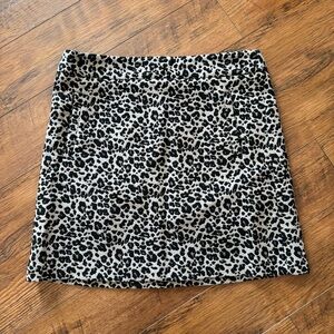 Loft Petites Skirt Leopard Cheetah Animal Print Size 10P Short Pockets